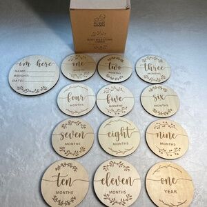 Baby milestone cards